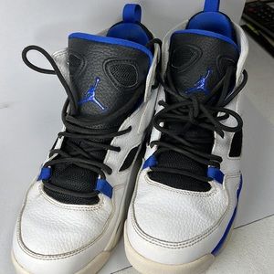 Youth boys Nike Air Jordan Size 5.5Y Flight Club 91 GS Hyper Royal 555472-100
